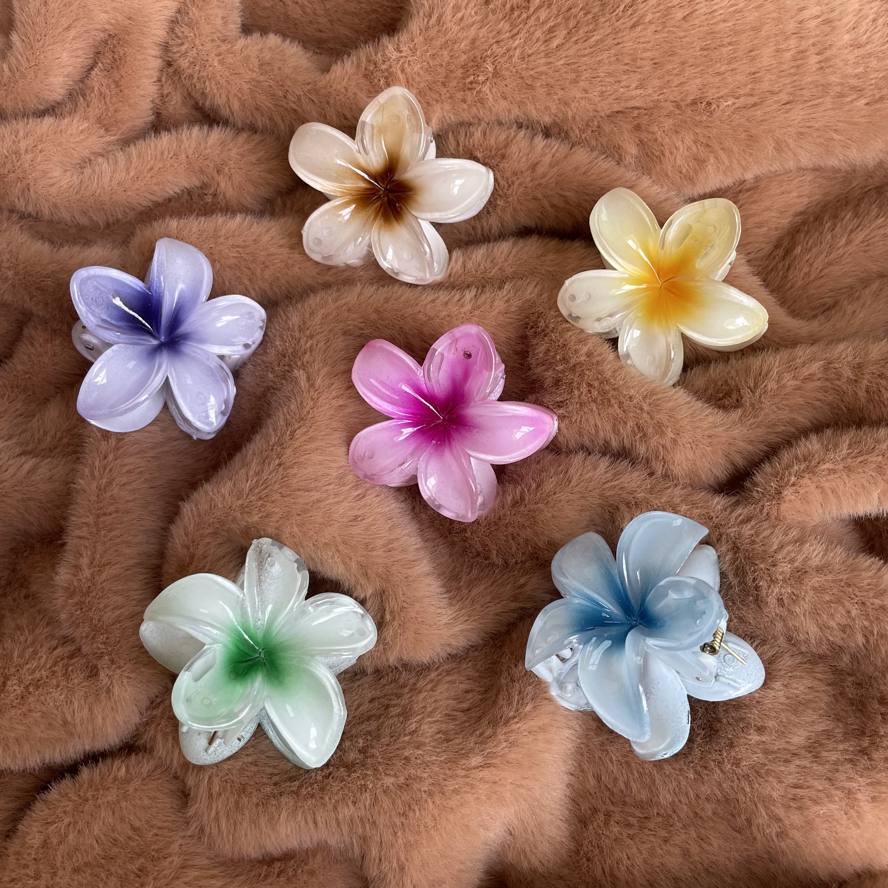 Trendy Flower Claw Clip